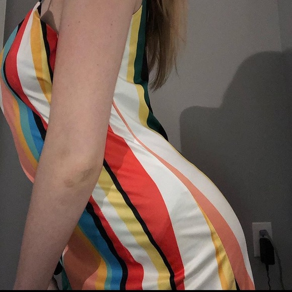 Fashion Nova BodyCon - Picture 2 of 3